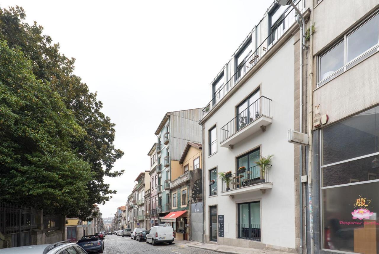 Lovelystay - Central Flat W/ Ac & Balcony Porto Exterior photo
